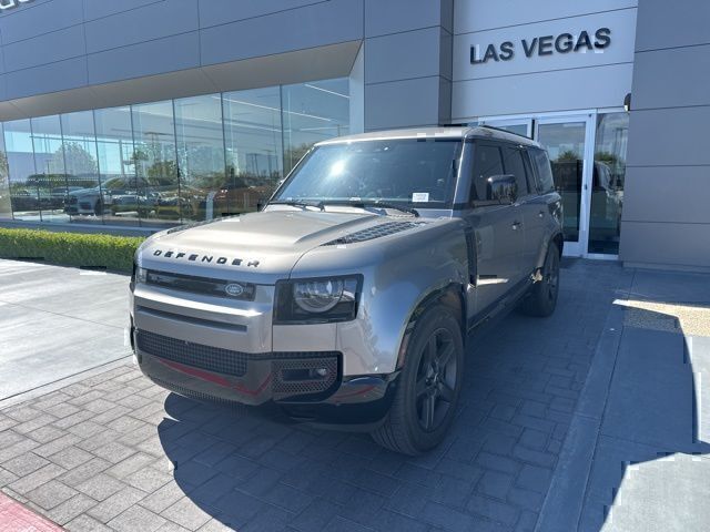 2024 Land Rover Defender 130 P400 X-Dynamic SE AWD