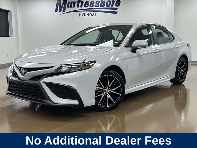 Gray 2024 Toyota Camry SE FWD Sedan Front-Wheel Drive 8-Speed Automatic