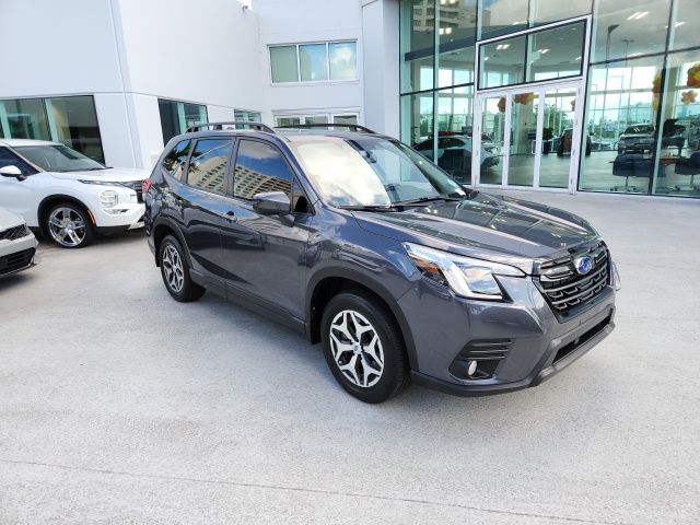 2023 Subaru Forester Premium 3