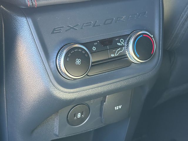 New 2026 Gray Ford ST-Line image 15