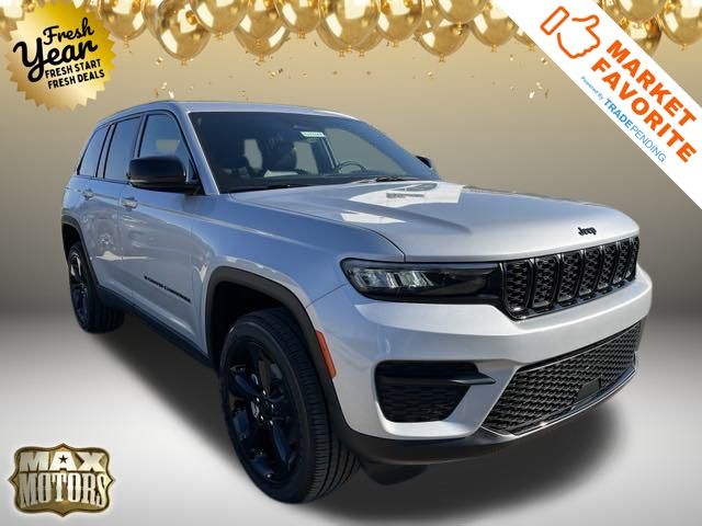 2025 Jeep Grand Cherokee Altitude 1