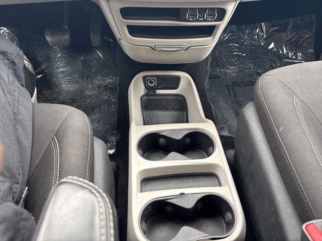 Used 2023 Black Chrysler LX image 37