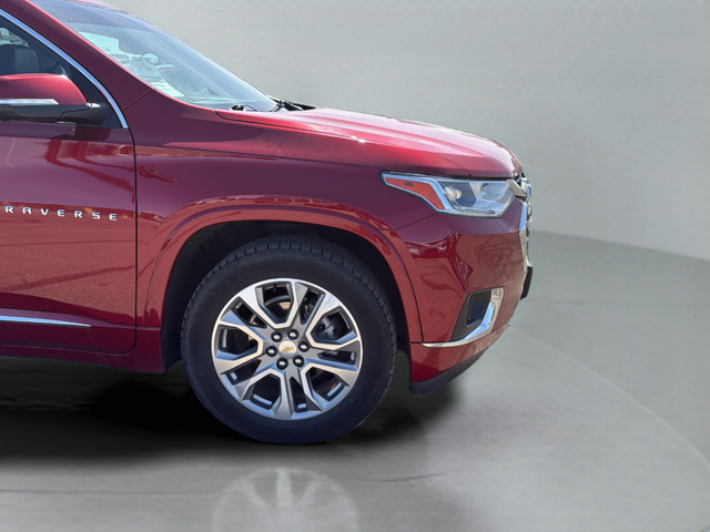 used 2021 Chevrolet Traverse car, priced at $29,574