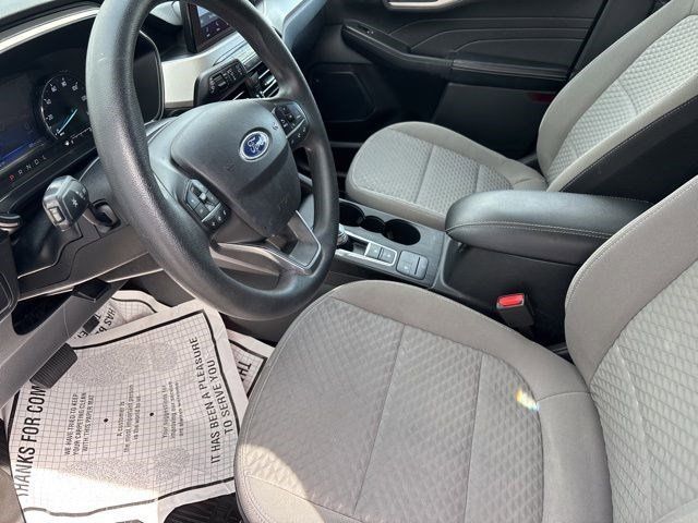 2021 Ford Escape Hybrid SE photo