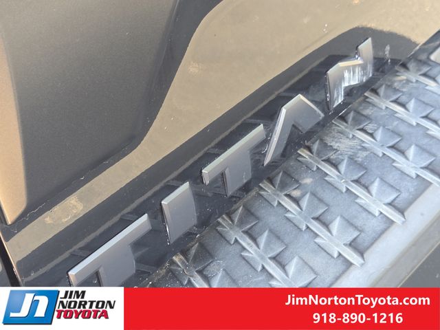 Used 2021 Nissan Titan Truck