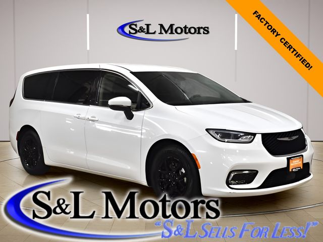 Bright White Clearcoat 2023 Chrysler Pacifica Touring L FWD Minivan Front-Wheel Drive 9-Speed Automatic