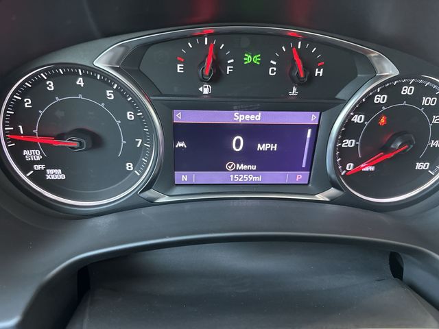 Used 2022 White GMC AT4 image 16