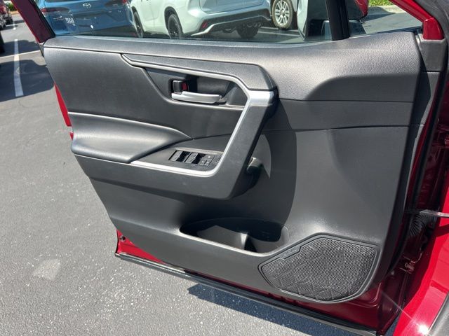 2023 Toyota RAV4 XLE Premium - Photo 31