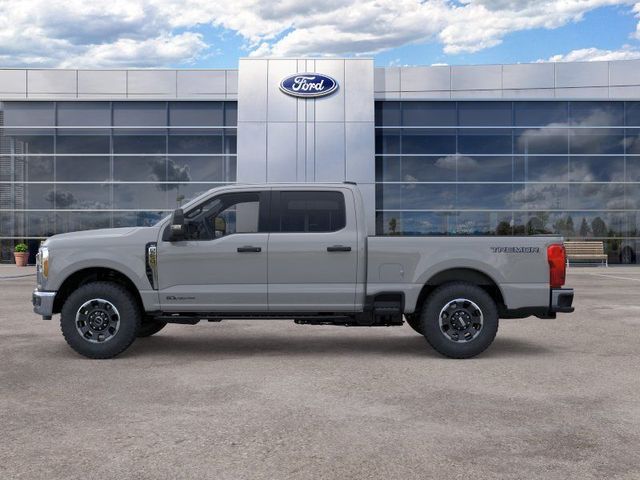 New 2026 Avalanche Ford F-250® XLT image 3