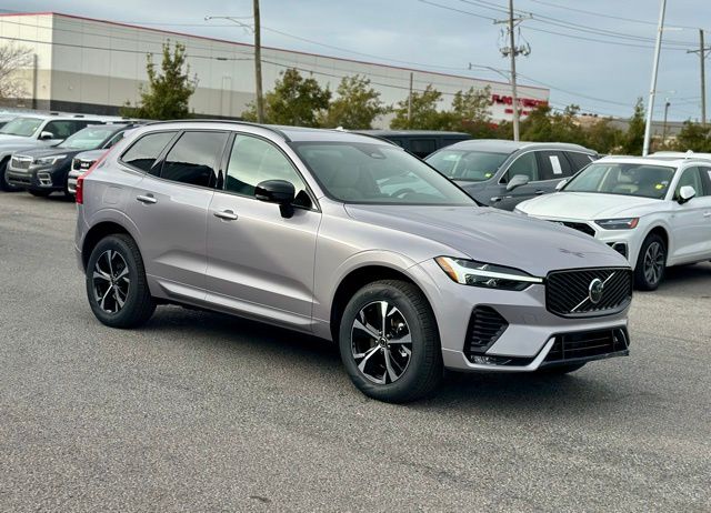 2026 Volvo XC60 B5 Core