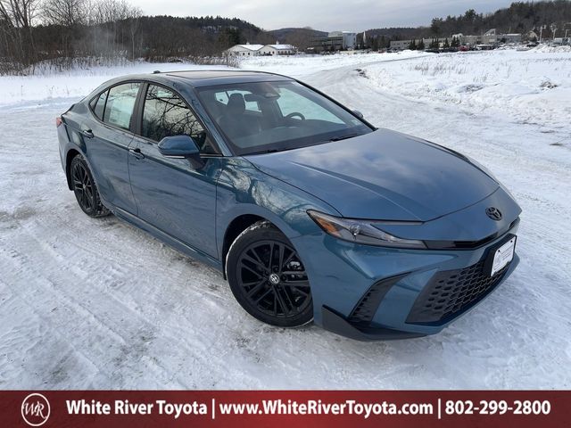 2026 Toyota Camry SE AWD