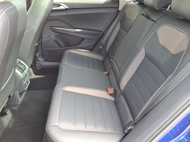 2023 Volkswagen Taos - Image 22