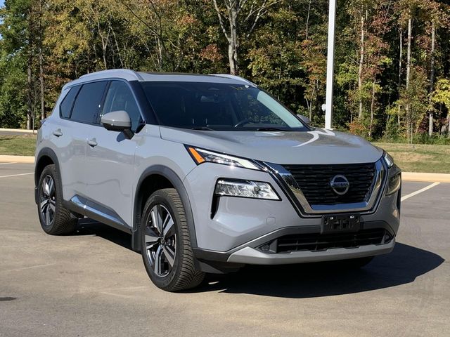 2021 Nissan Rogue SL 1