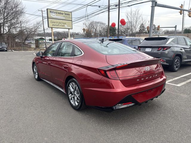 2023 Hyundai Sonata - Image 9