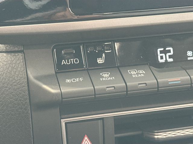 2025 Toyota Camry LE - Photo 21