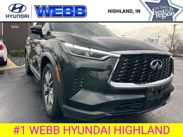 Used 2023 Black INFINITI LUXE image 39