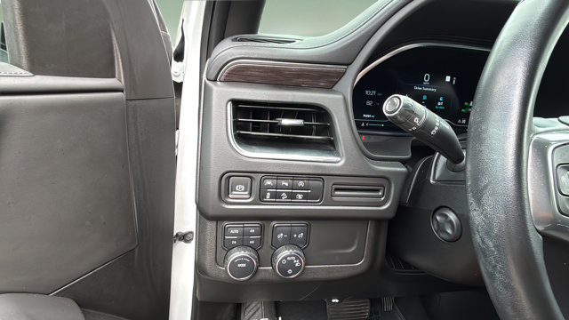 Used 2024 White Chevrolet Z71 image 22