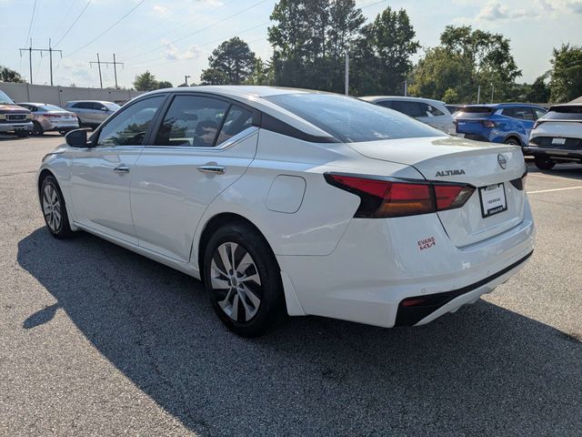Used 2023 Nissan Altima Sedan