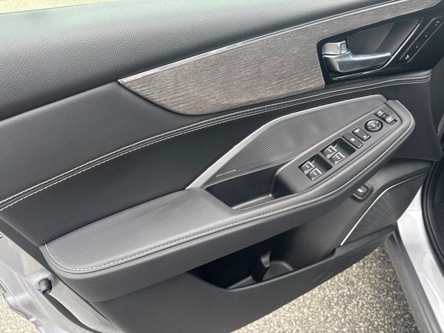 2026 Acura MDX Advance Package - Solar Silver Metallic exterior view 10
