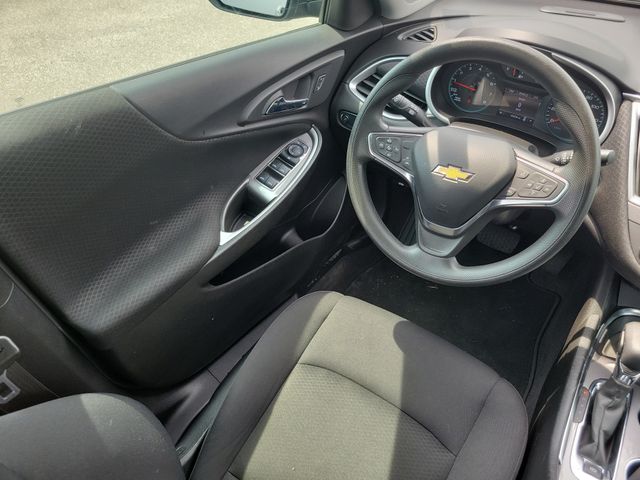 Used 2025 Gray Chevrolet LT image 13