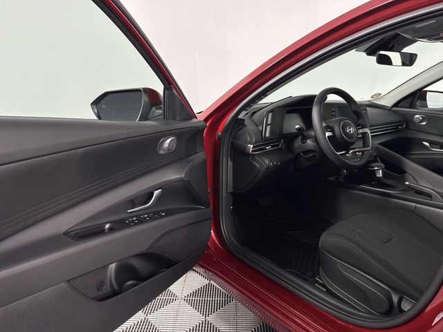New 2025 Hyundai Elantra For Sale in Indianapolis, IN