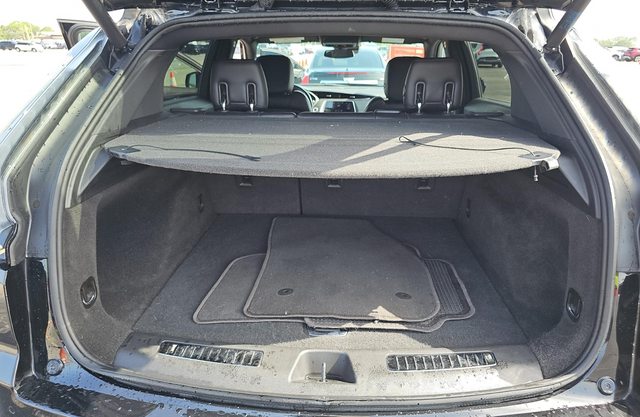Used 2023 Cadillac XT4 SUV