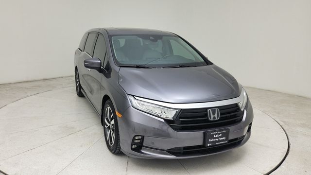 2023 Honda Odyssey Touring  at Community Kia