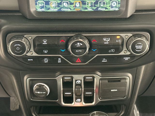 2022 Jeep Wrangler Unlimited Sahara White/off-white at Klick Lewis Buick Chevrolet