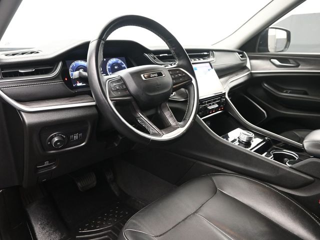 used 2022 Jeep Grand Cherokee car, priced at $27,597