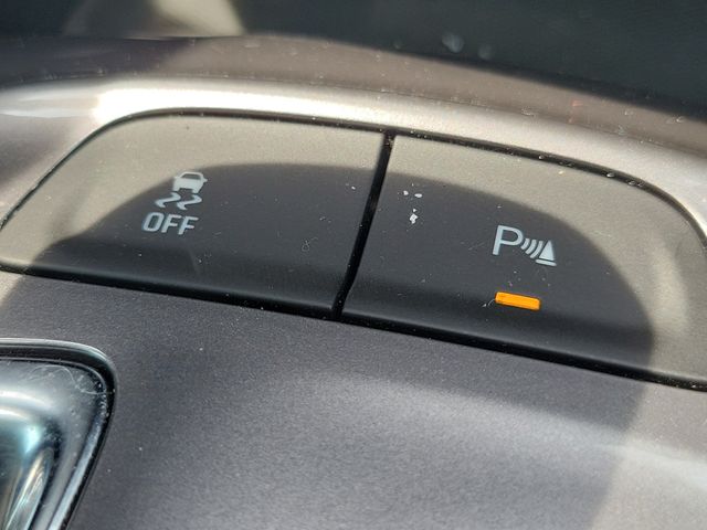Used 2025 Gray Chevrolet LT image 30