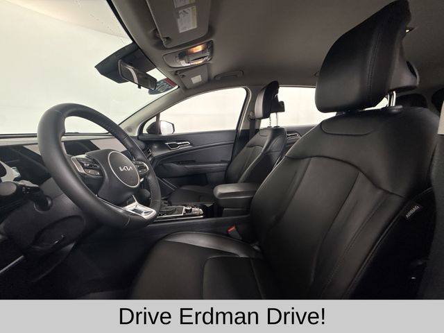 Used 2025 Kia Sportage SUV