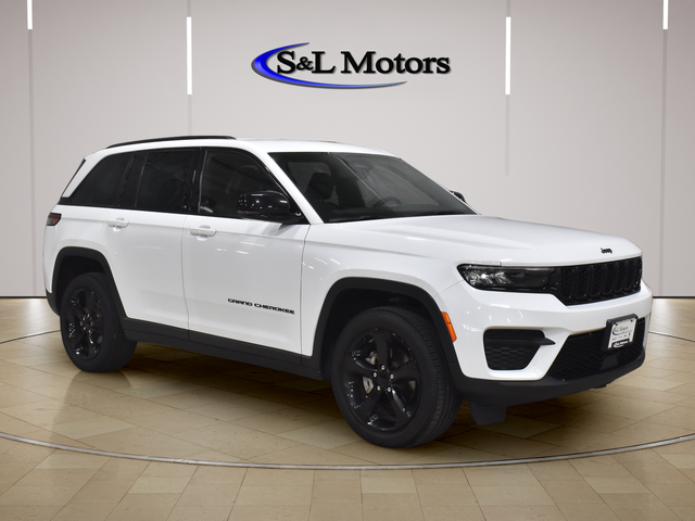 Bright White Clearcoat 2023 Jeep Grand Cherokee SUV / Crossover Four-Wheel Drive 8-Speed Automatic