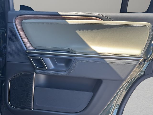 Used 2023 Rivian R1S SUV