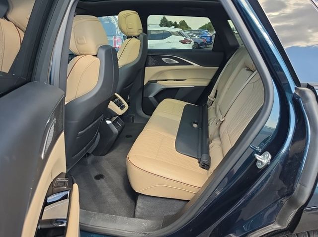 Certified Used 2025 Green Cadillac Luxury image 8