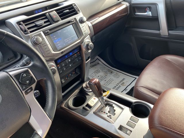 2016 Toyota 4Runner Limited photo
