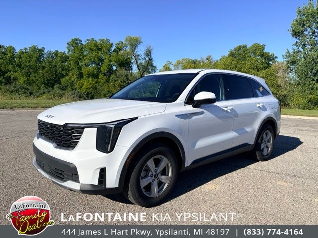 2025 Kia Sorento LX