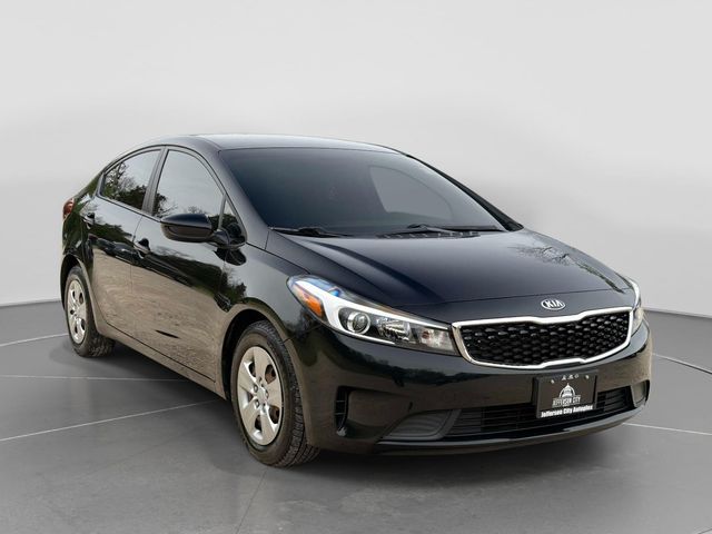 Aurora Black Pearl 2017 Kia Forte LX Sedan Front-Wheel Drive 6-Speed Automatic