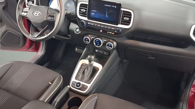 Used 2024 Hyundai Venue SUV