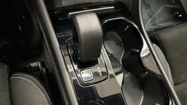 Used 2023 Thunder Gray Metallic Volvo Ultimate image 19