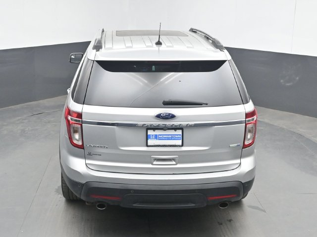 Used 2014 Silver Ford Limited image 40