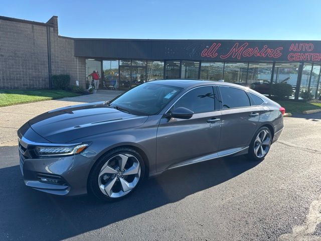 Gray (Modern Steel Metallic) 2018 Honda Accord Sedan Front-Wheel Drive Continuously Variable Transmission