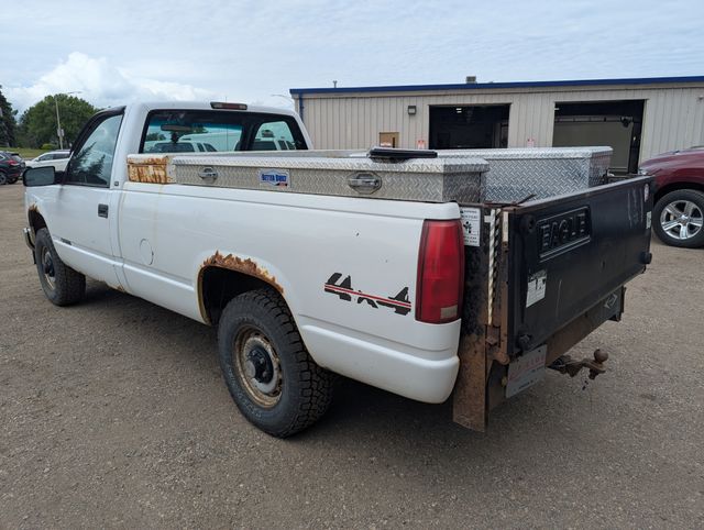 1997 Summit White Chevrolet C/K 1500 Base 4X4 Truck