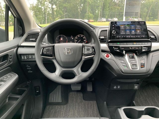 2025 Honda Odyssey EX-L 2