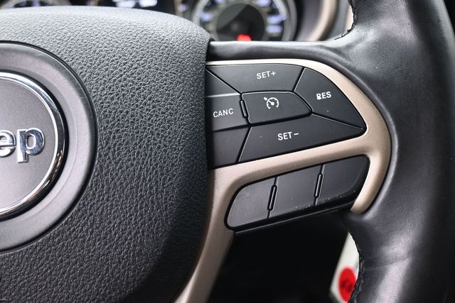Used 2018 Jeep Cherokee SUV