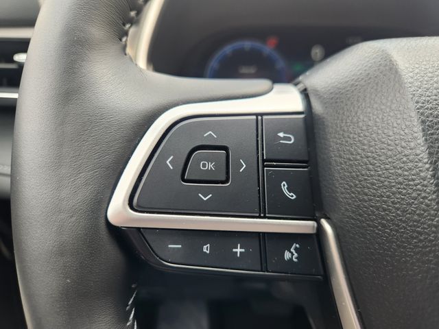 2025 Toyota Highlander Limited Silver at Gullo Toyota
