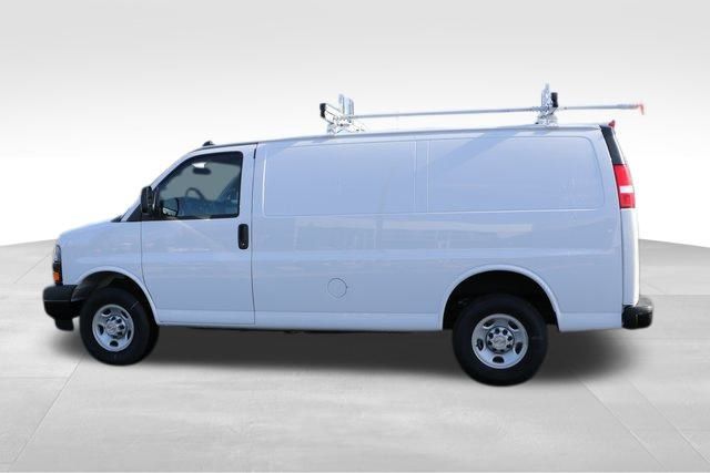 2024 Chevrolet Express 2500 Work Van 15