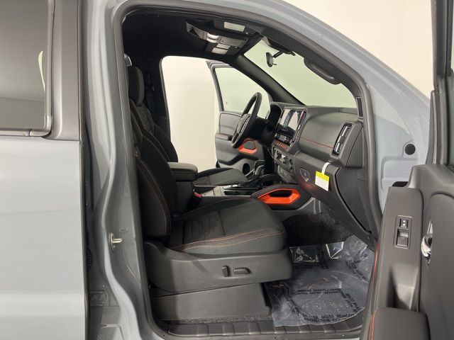 2025 Boulder Gray Pearl Nissan Frontier PRO-X RWD Truck