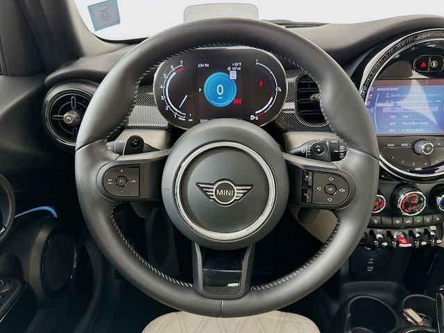 2022 MINI Cooper S Iconic 11