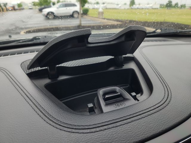 Used 2020 Jeep Cherokee For Sale in Grove City, OH