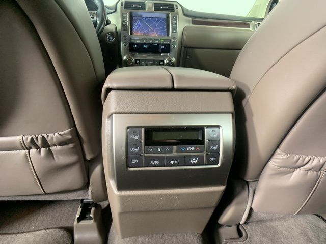 2017 Lexus GX 460 28